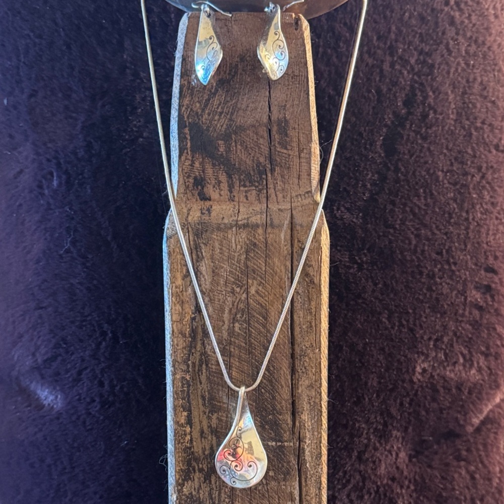 Brighton Silver and Gold Teardrop Necklace Set